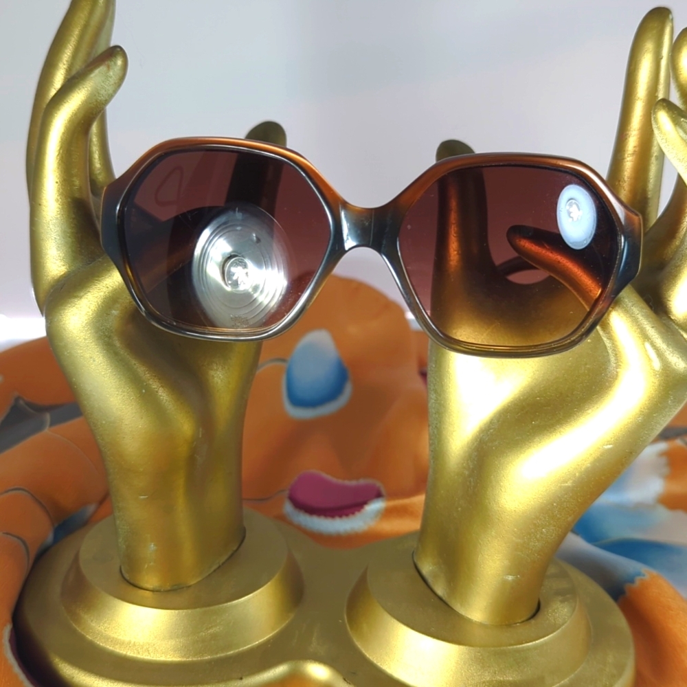 Vintage Carolina Herrera sunglasses Toffee fade
